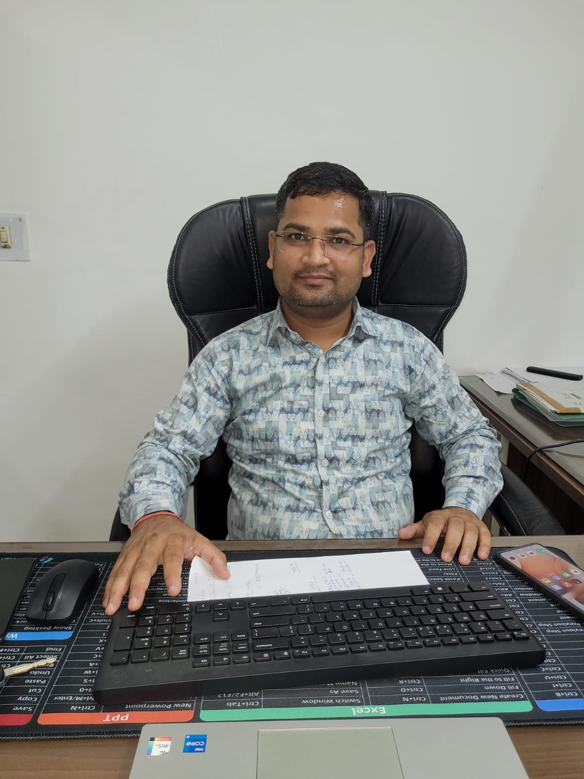 Senior accountant Sarah Johnson with over 15 years experience in corporate finance and taxation